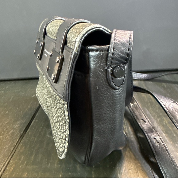 Rag & Bone Pilot Textured Leather Crossbody Black/Iron Mini Messenger Bag - Picture 6 of 16